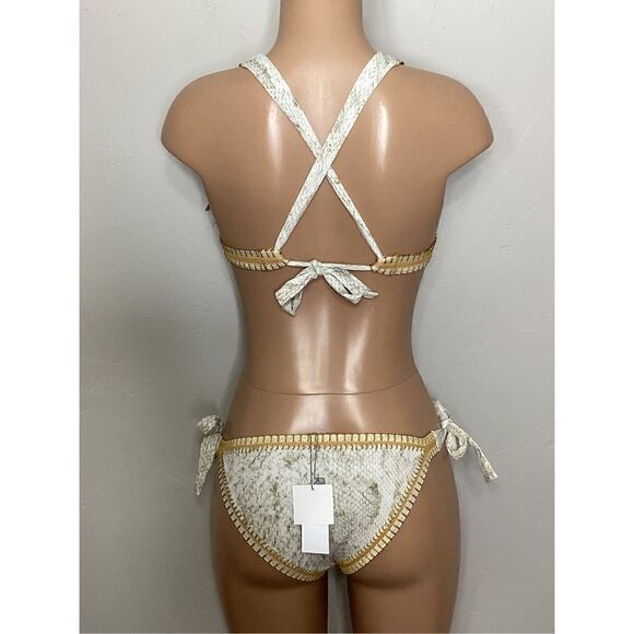 New. Pilyq Cobra Crochet trim bikini. S-top/M-bottom. Retails $178 - Picture 6 of 12